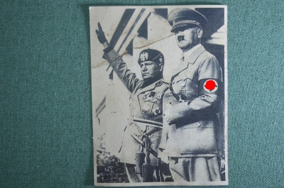 Почтовая открытка "Бенито Муссолини и Адольф Гитлер, Парад". 3-й Рейх, Германия. Оригинал.
