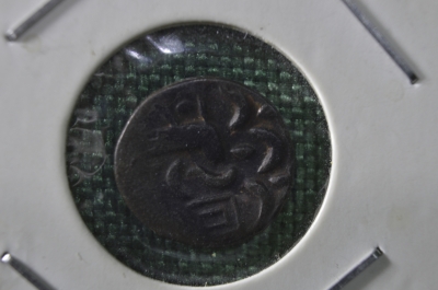Монета 2 пе (1/2 фуанга) 1847 - 1860 год. Камбоджа.