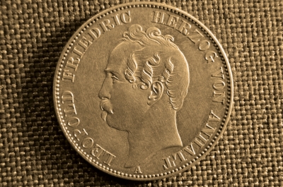 1 Талер 1863 года, A. Германия, Анхальт, серебро. Леопольд Фридрих.