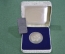 Медаль настольная "Мерседес Mercedes Benz 100 лет марке". Серебро 999. Футляр. Германия. 1986 год.