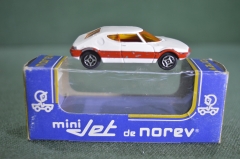 Машинка модель "Trapeze Bertone". Norev Mini Jet. Оригинальная коробка. Франция. 1970-е.