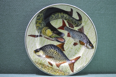 Фарфоровая настенная тарелка "Рыбы". Авторская работа, Андрей Галавтин.  