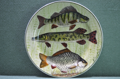 Фарфоровая настенная тарелка "Рыбы".  Авторская работа, Андрей Галавтин.