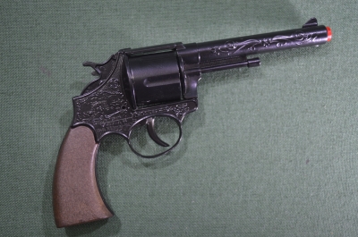 Пистолет револьвер металлический игрушечный, под пистоны. Люкс, тяжелый. Gonher Margarita, Испания.