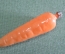 Елочная игрушка стеклянная "Морковка, морковь оранжевая". Стекло, подвес. СССР.