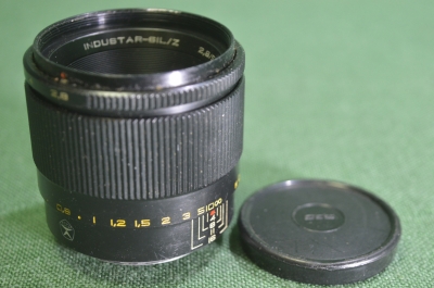 Объектив "Индустар-61 Л/З" Industar 61 L/Z 2,8/50. N 794995. СССР.