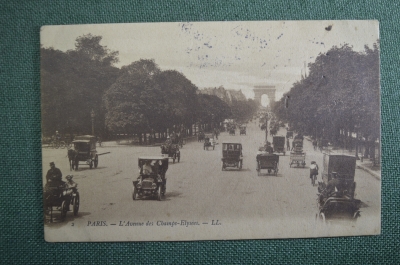 Открытка старинная "Париж, автомобили и повозки. Арка, Елисейские поля". Paris. Франция.