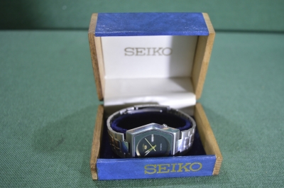 Часы наручные механические с автоподзаводом "Seiko 5 five Hexagonal". Коробка. Япония. 1970-е гг.