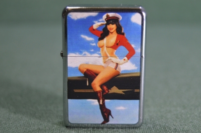 Зажигалка бензиновая "Девушка на крыле самолета, Pin-Up". Под Зиппо, Zippo.