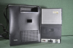 Магнитофон компактный кассетный Phillips EL 3302A/15. В оригинальном чехле. Австрия. 1960-е годы.