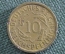 Монета 10 рейхспфеннигов пфеннигов 1924 года. Веймарская Республика. Веймар. Германия.
