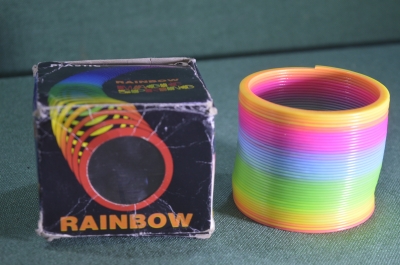 Игрушка детская пружинка "Радуга Rainbow". Коробка. Тайвань. Начало 1990х.
