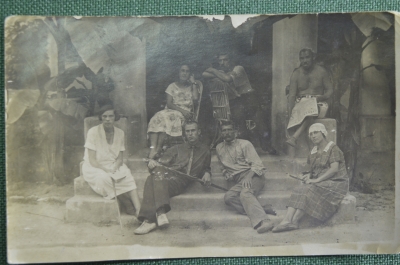 Групповая фотография мужчин и женщин (артисты). 1920-1930-е годв СССР.